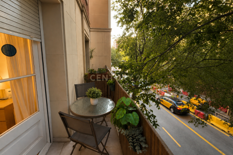 Huoneisto Barcelona, Espanja 3 makuuhuonetta, 93 m2 No. 194543
