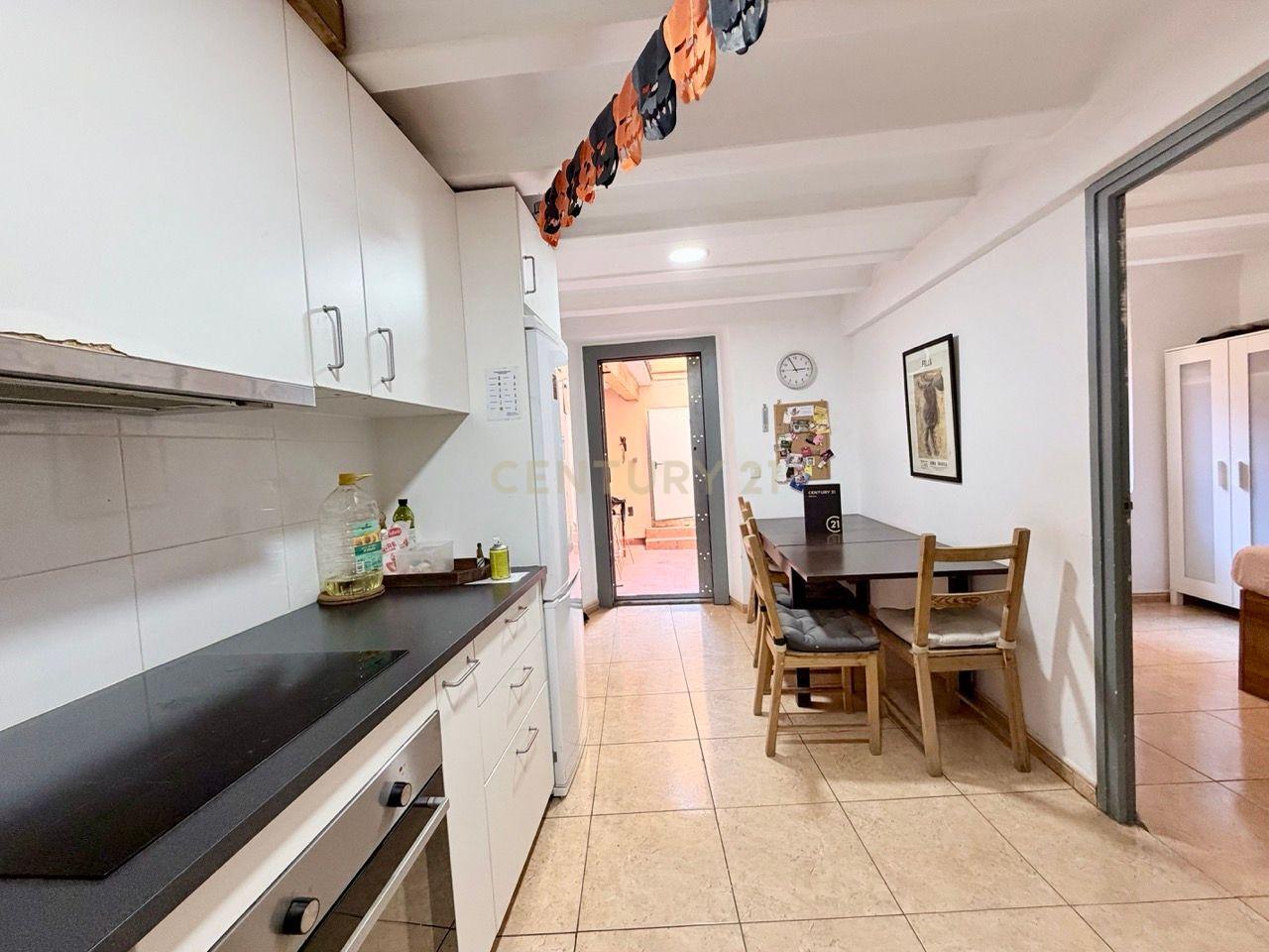 Dzīvoklis Barcelona, Spānijā 5 istabas, 143 m2 Nr. 194544