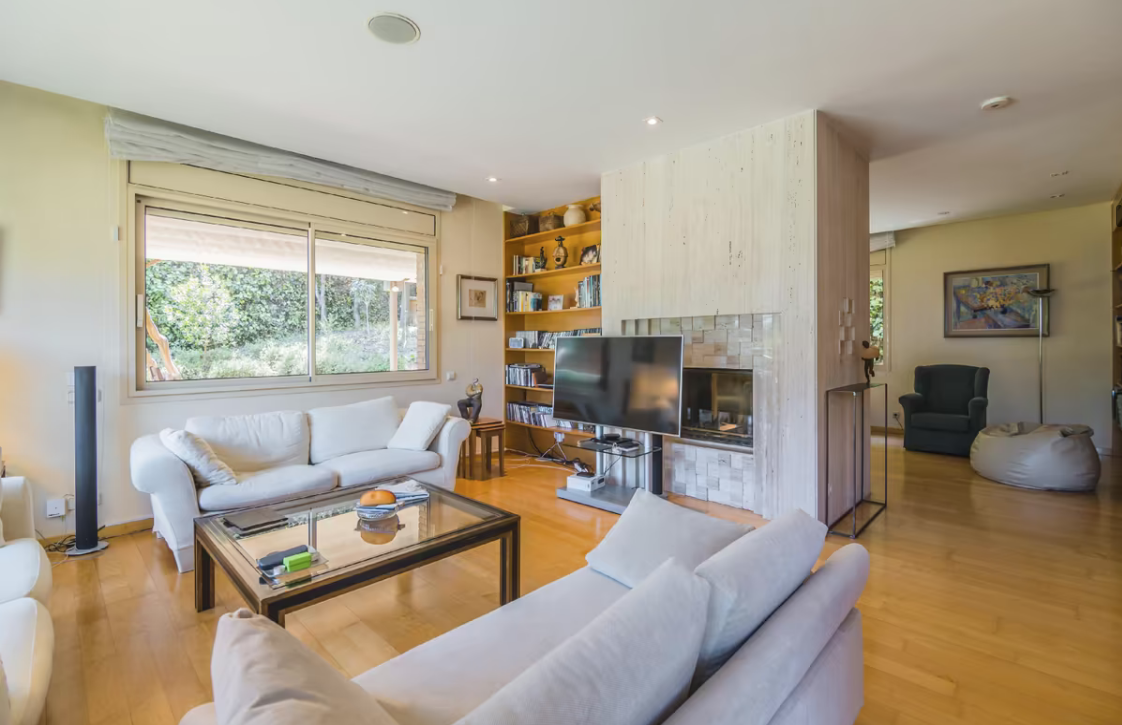 Wohnung in Eixample, Barcelona, Spanien 2 Schlafzimmer, 117 m2 Nr. 133500