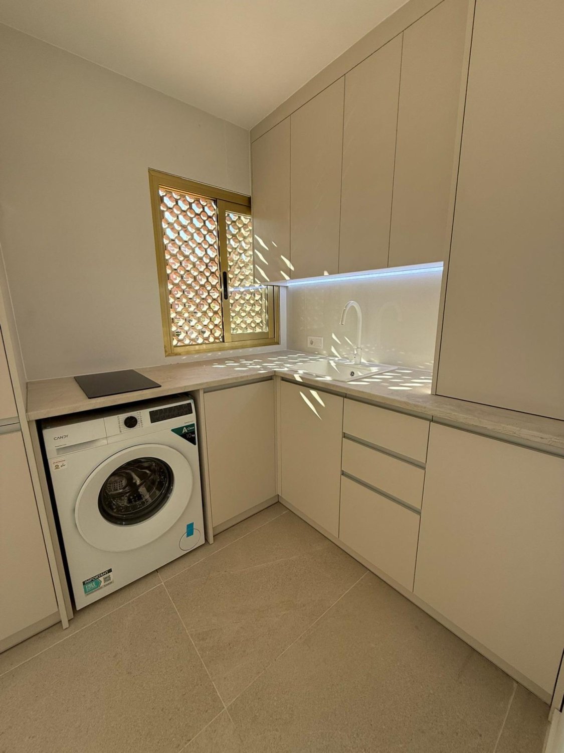 Apartamento en Benidorm, Alicante, España 1 dormitorio, 50 m2 No. 189524