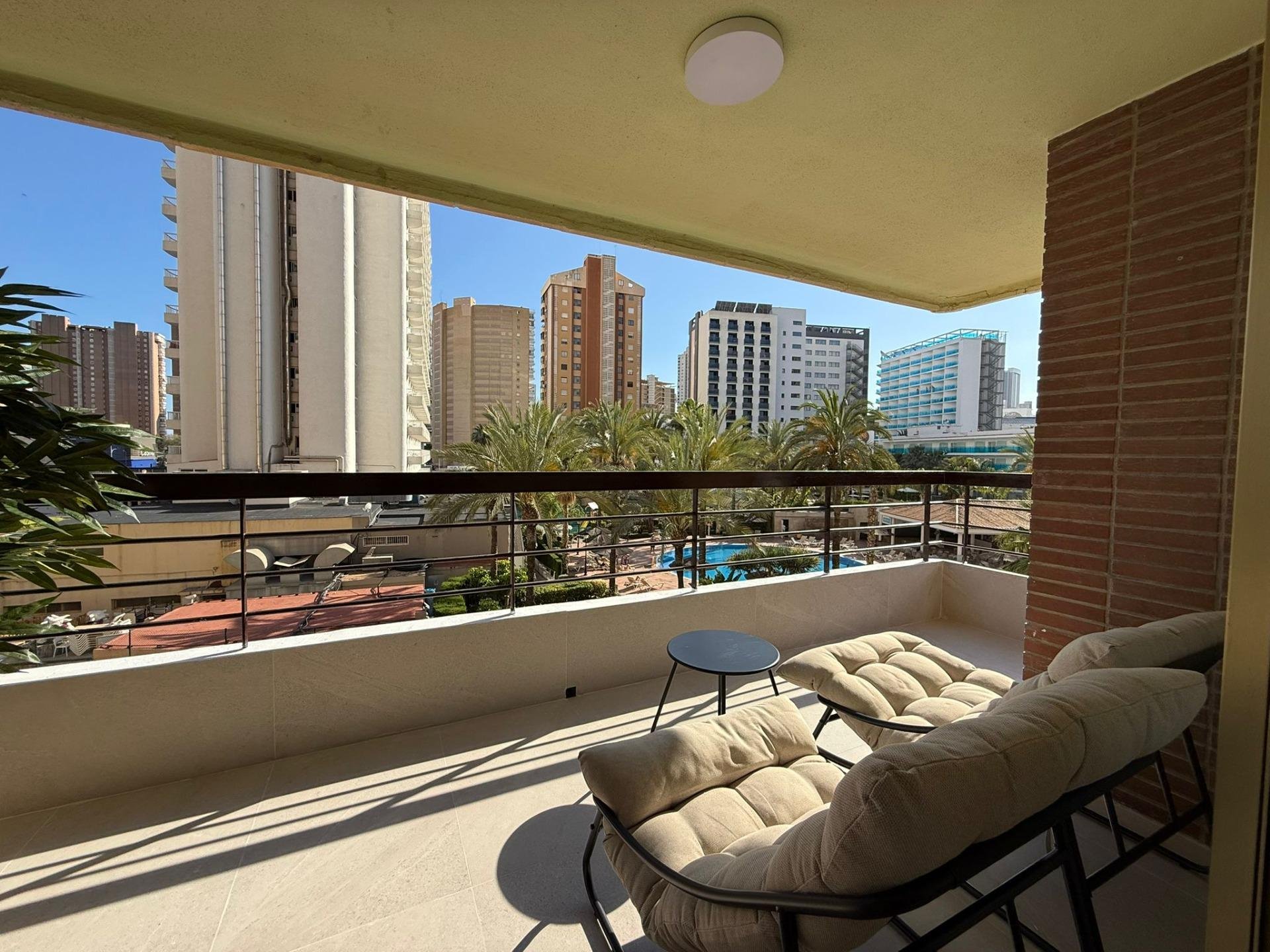 Apartamento en Benidorm, Alicante, España 1 dormitorio, 50 m2 No. 189524