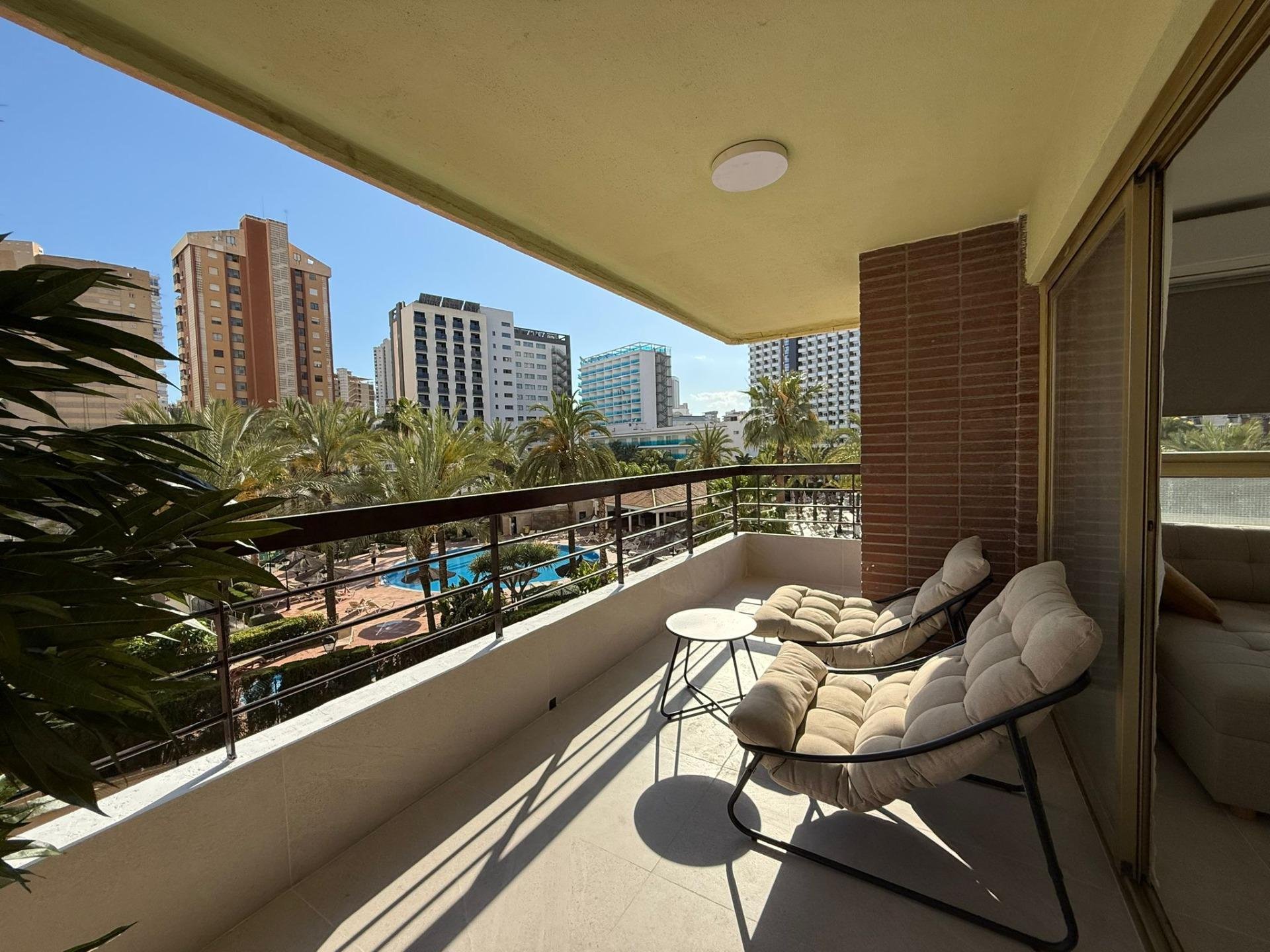 Apartamento en Benidorm, Alicante, España 1 dormitorio, 50 m2 No. 189524
