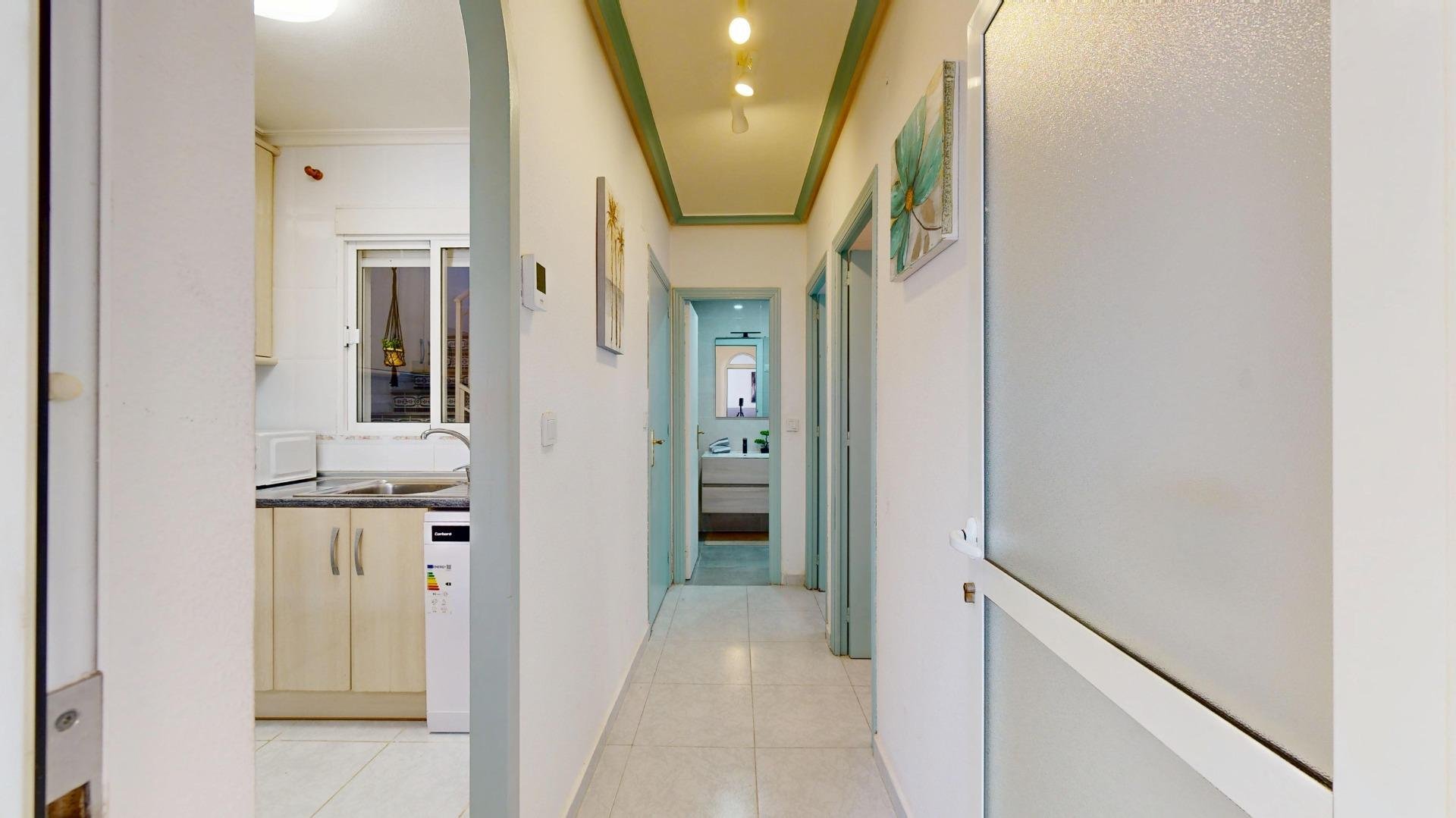 Kaupunkipientalo San Miguel de Salinas, Alicante, Espanja 3 makuuhuonetta, 94 m2 No. 189523