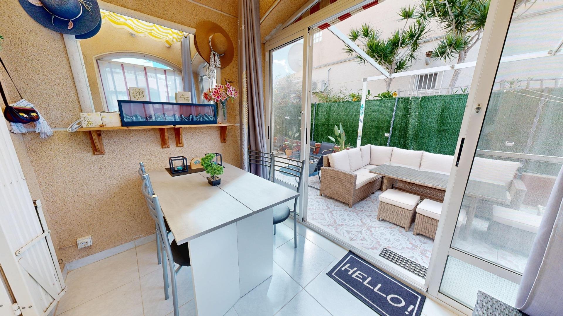 Kaupunkipientalo San Miguel de Salinas, Alicante, Espanja 3 makuuhuonetta, 94 m2 No. 189523