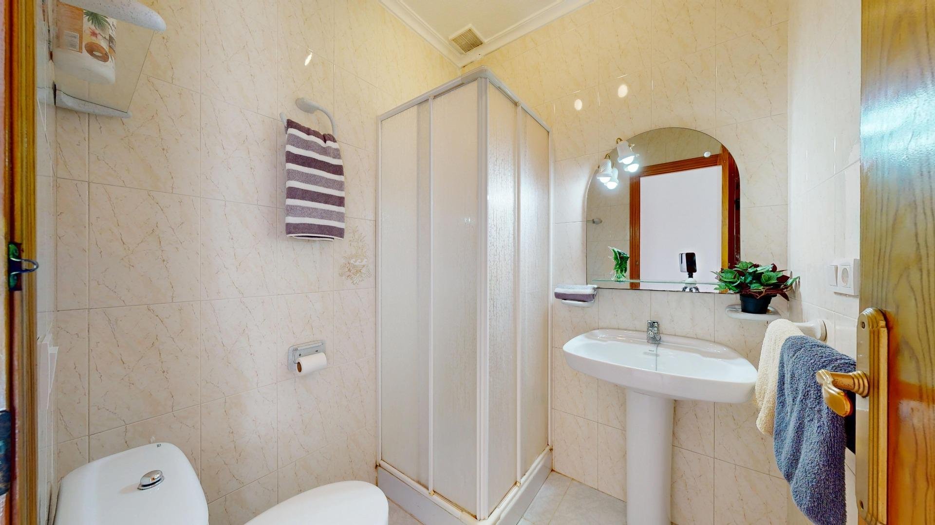 Kaupunkipientalo San Miguel de Salinas, Alicante, Espanja 3 makuuhuonetta, 94 m2 No. 189523