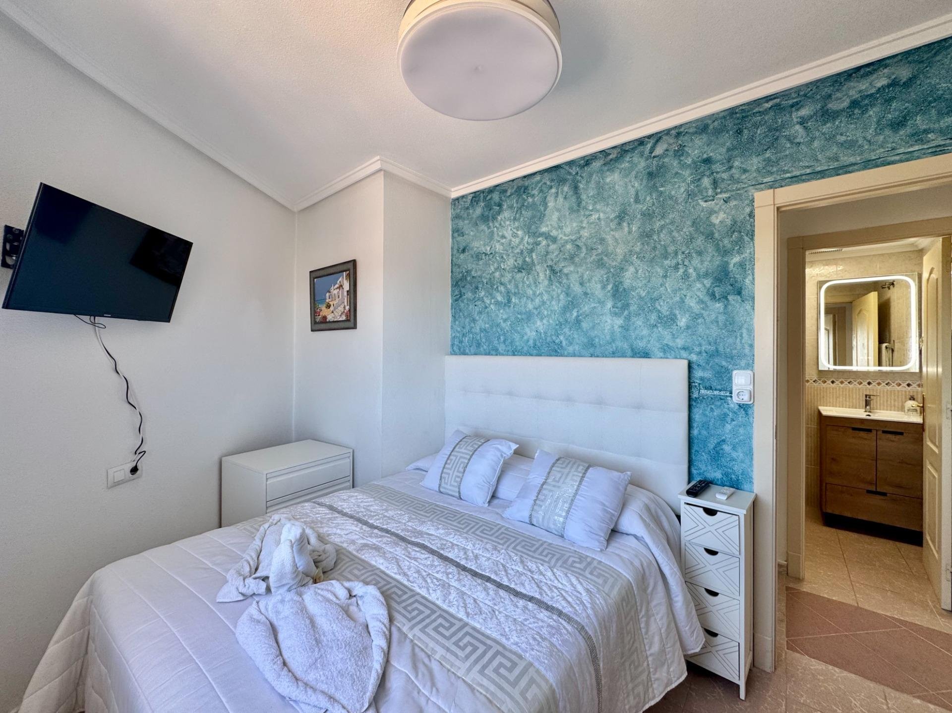 Apartment à Torrevieja, Alicante, Espagne 2 chambres, 53 m2 No. 189522