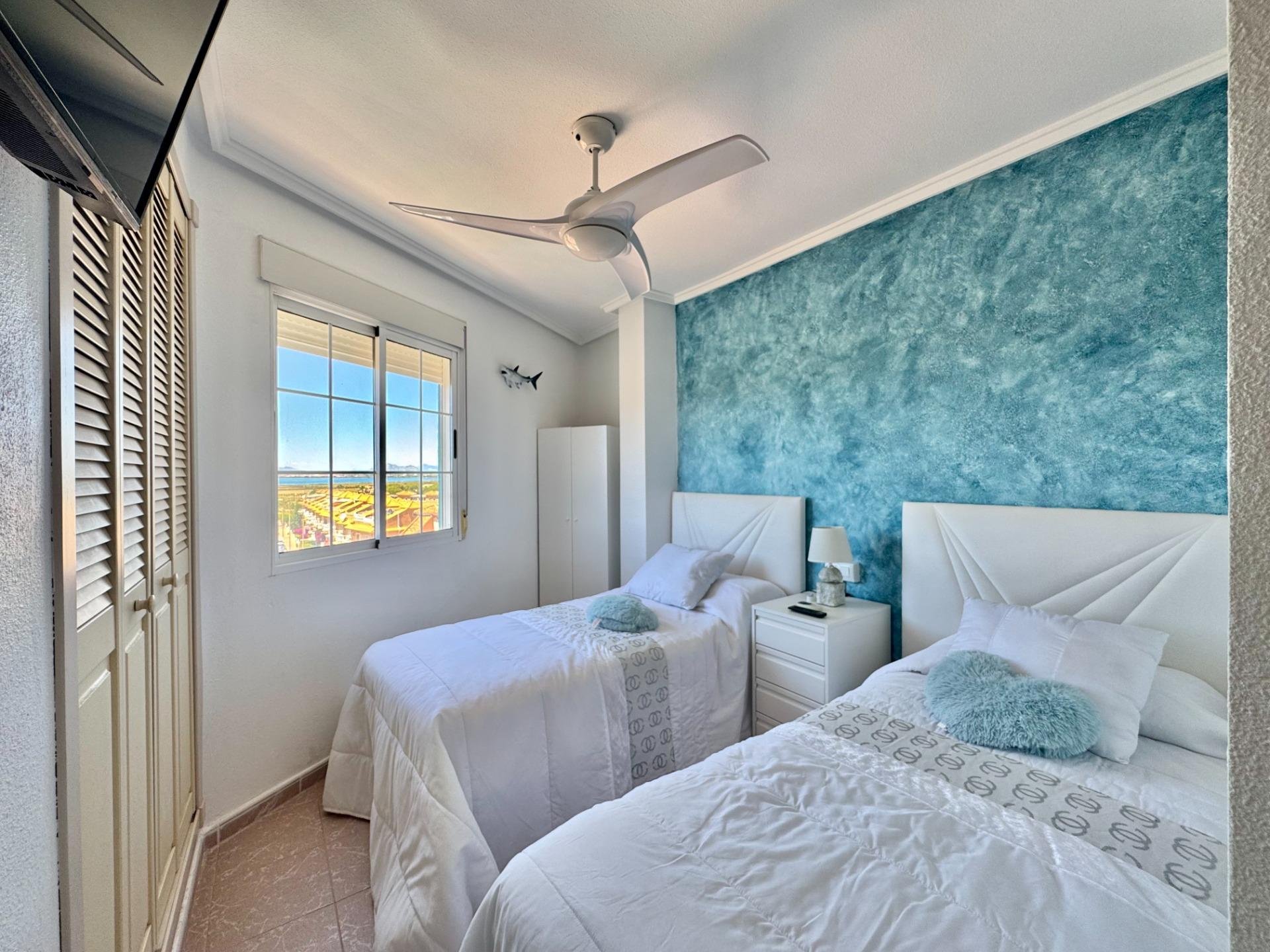 Apartment à Torrevieja, Alicante, Espagne 2 chambres, 53 m2 No. 189522