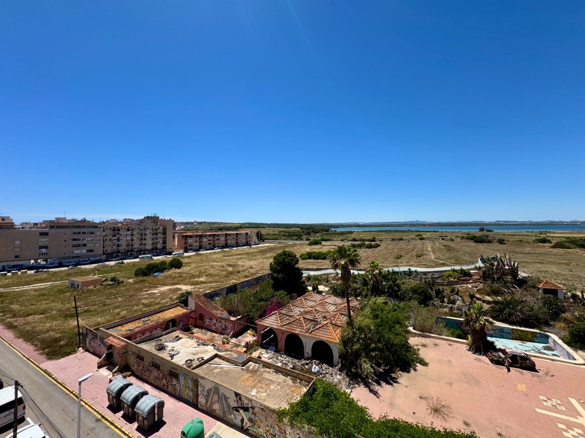 Apartment à Torrevieja, Alicante, Espagne 2 chambres, 53 m2 No. 189522