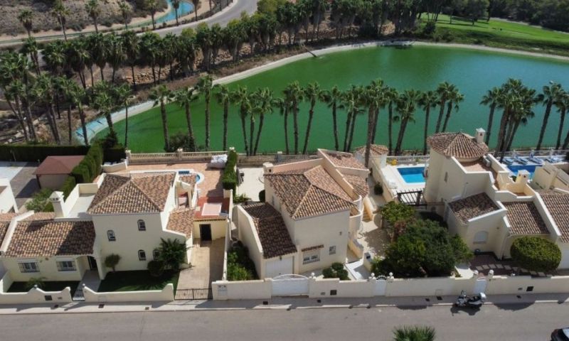 Villa à Alicante, Espagne 3 chambres, 132 m2 No. 189518