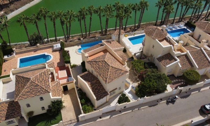 Villa à Alicante, Espagne 3 chambres, 132 m2 No. 189518
