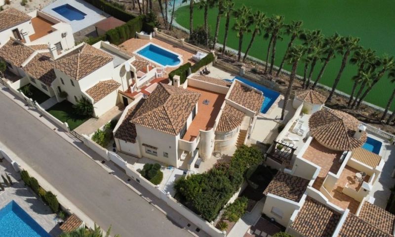 Villa à Alicante, Espagne 3 chambres, 132 m2 No. 189518