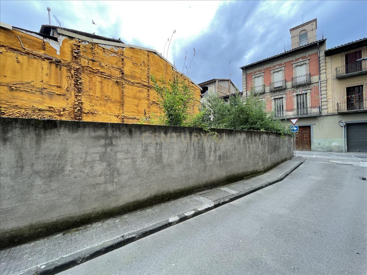 Land plot in Manlleu, Barcelona, Spain No. 186580
