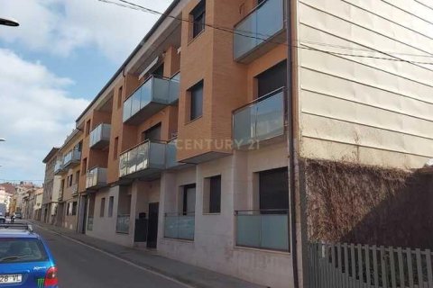 Garage à Manlleu, Barcelona, Espagne 25 m2 No. 186585
