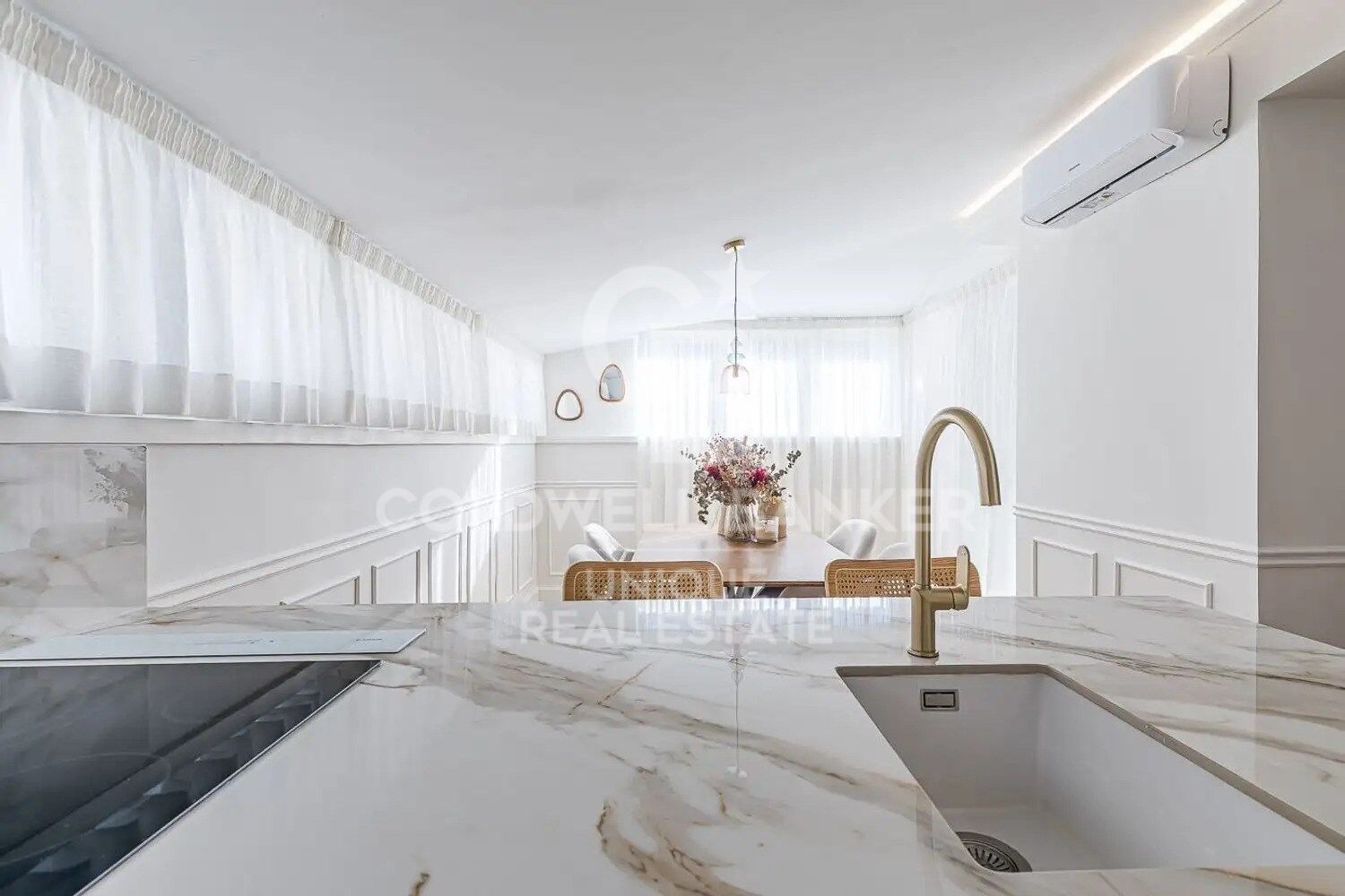 Apartment à Madrid, Espagne 2 chambres, 130 m2 No. 179075