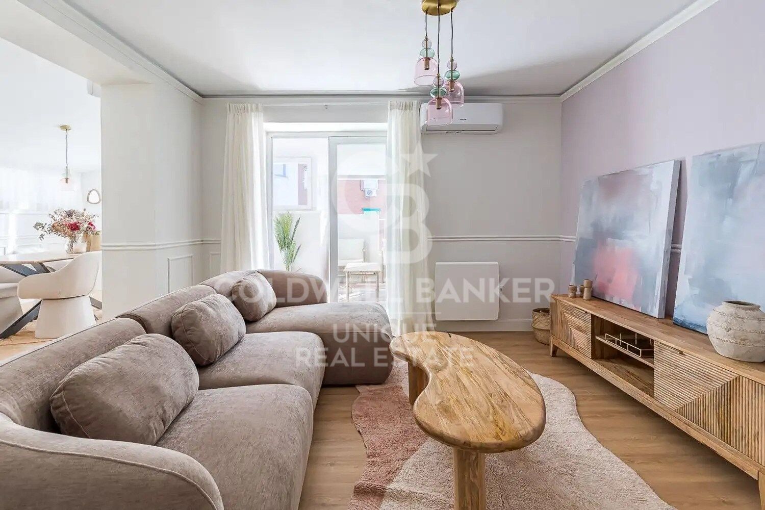 Apartment à Madrid, Espagne 2 chambres, 130 m2 No. 179075