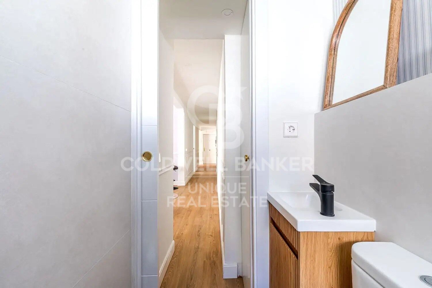 Apartment à Madrid, Espagne 2 chambres, 130 m2 No. 179075