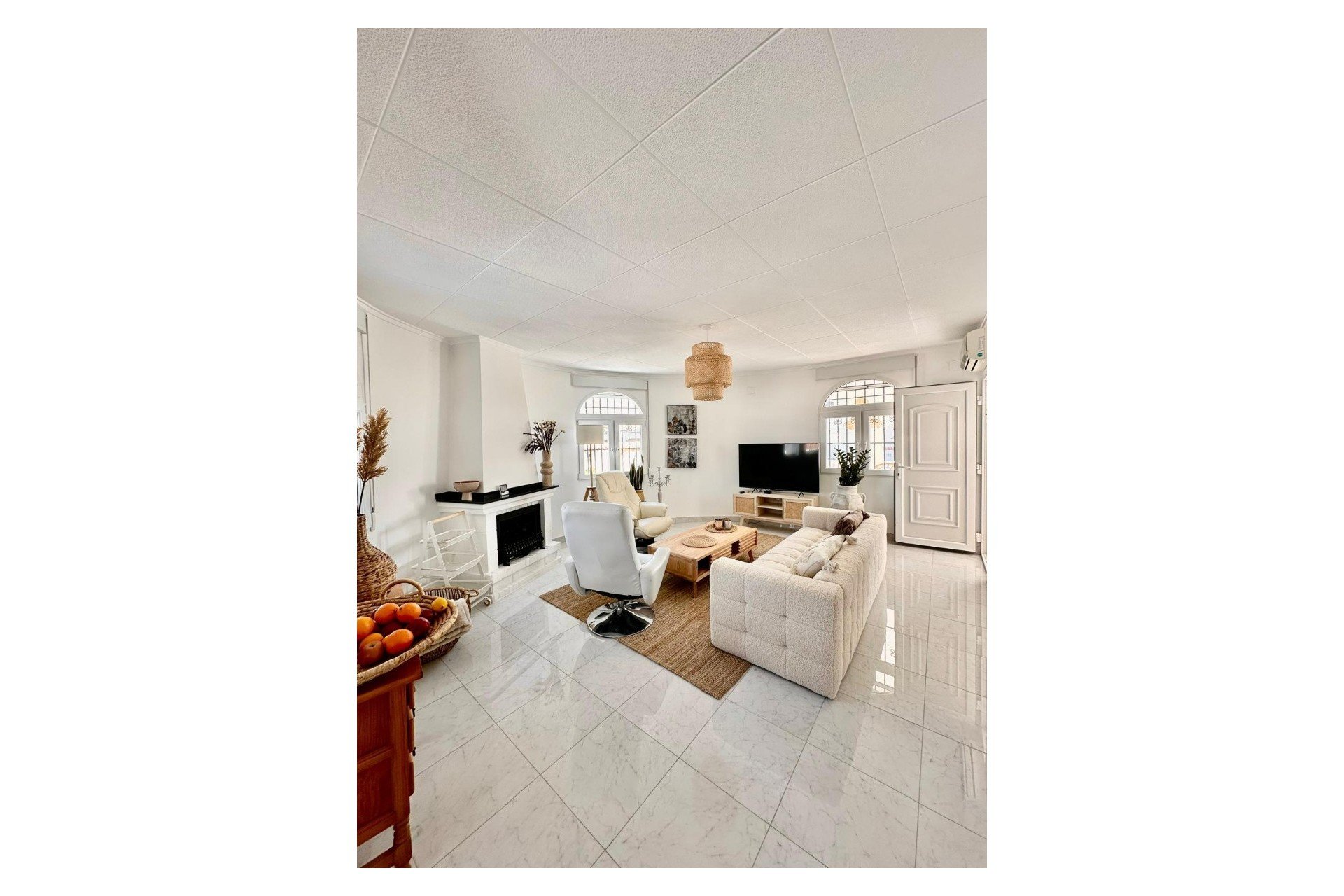 Villa in Torrevieja, Alicante, Spain 3 bedrooms, 151 sq.m. No. 147553