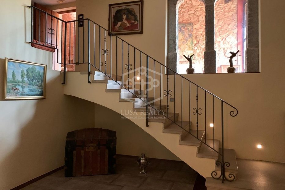 Commercial property à Barcelona, Espagne 12 chambres, 2299 m2 No. 78288