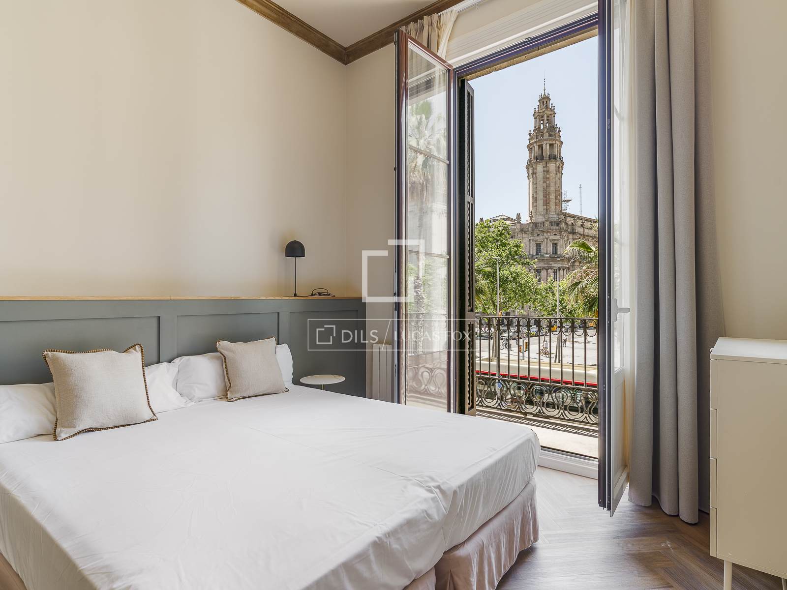 Apartamento en Barcelona, España 3 dormitorios, 136 m2 No. 150683