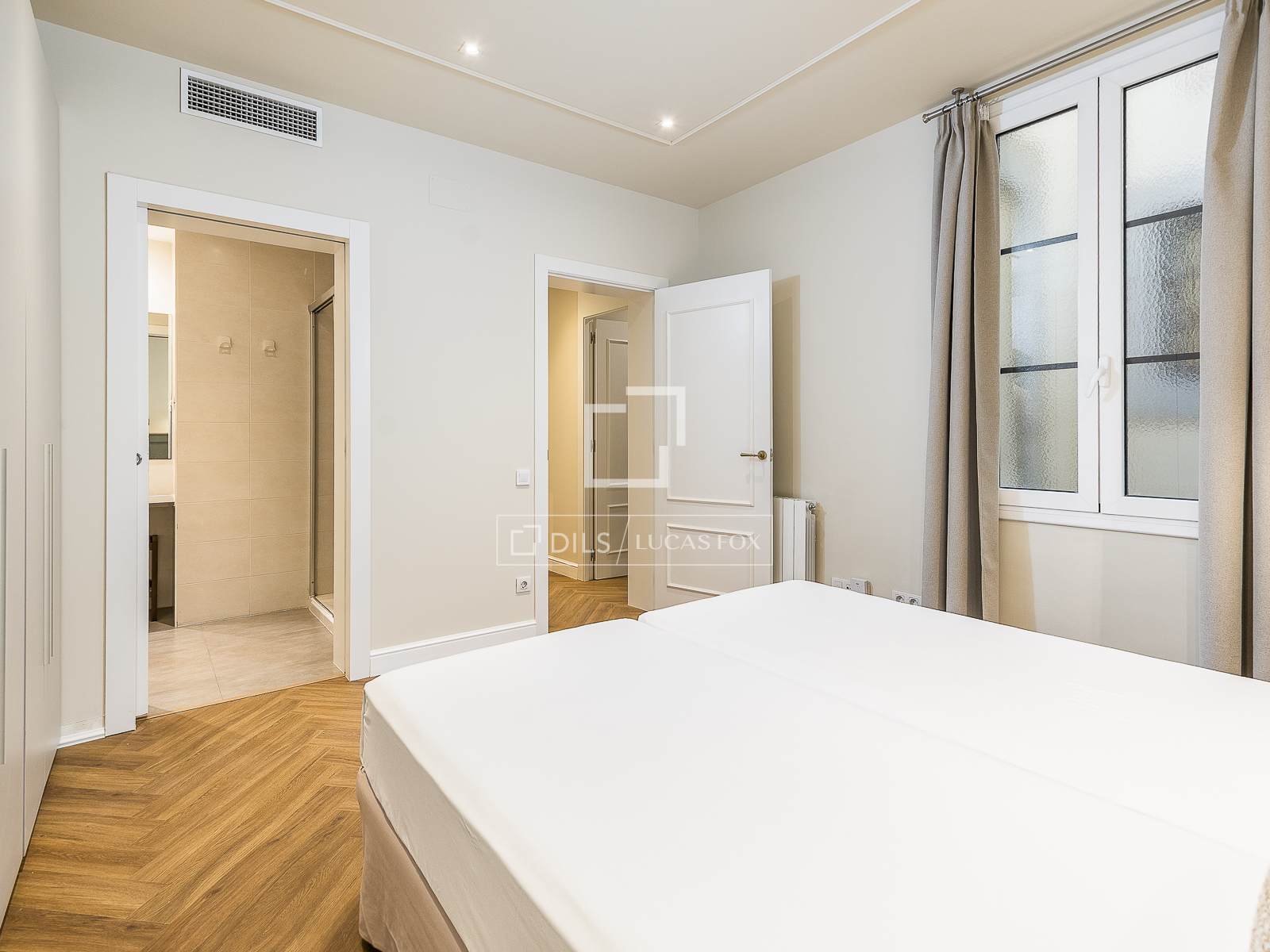 Appartamento a Barcelona, Spagna 3 camere da letto, 119 mq. N° 150684