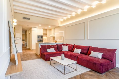 Huoneisto Barcelona, Espanja 3 makuuhuonetta, 119 m2 No. 150684