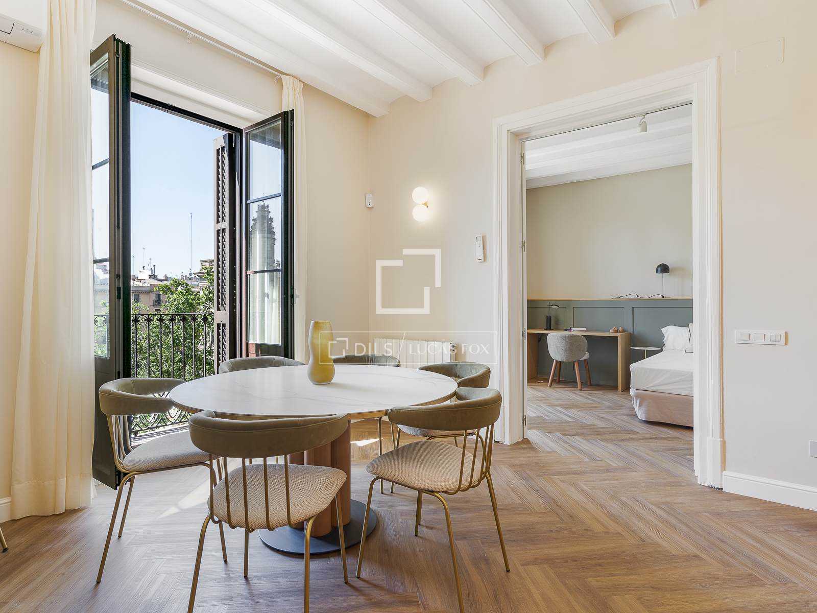 Appartamento a Barcelona, Spagna 3 camere da letto, 119 mq. N° 150684
