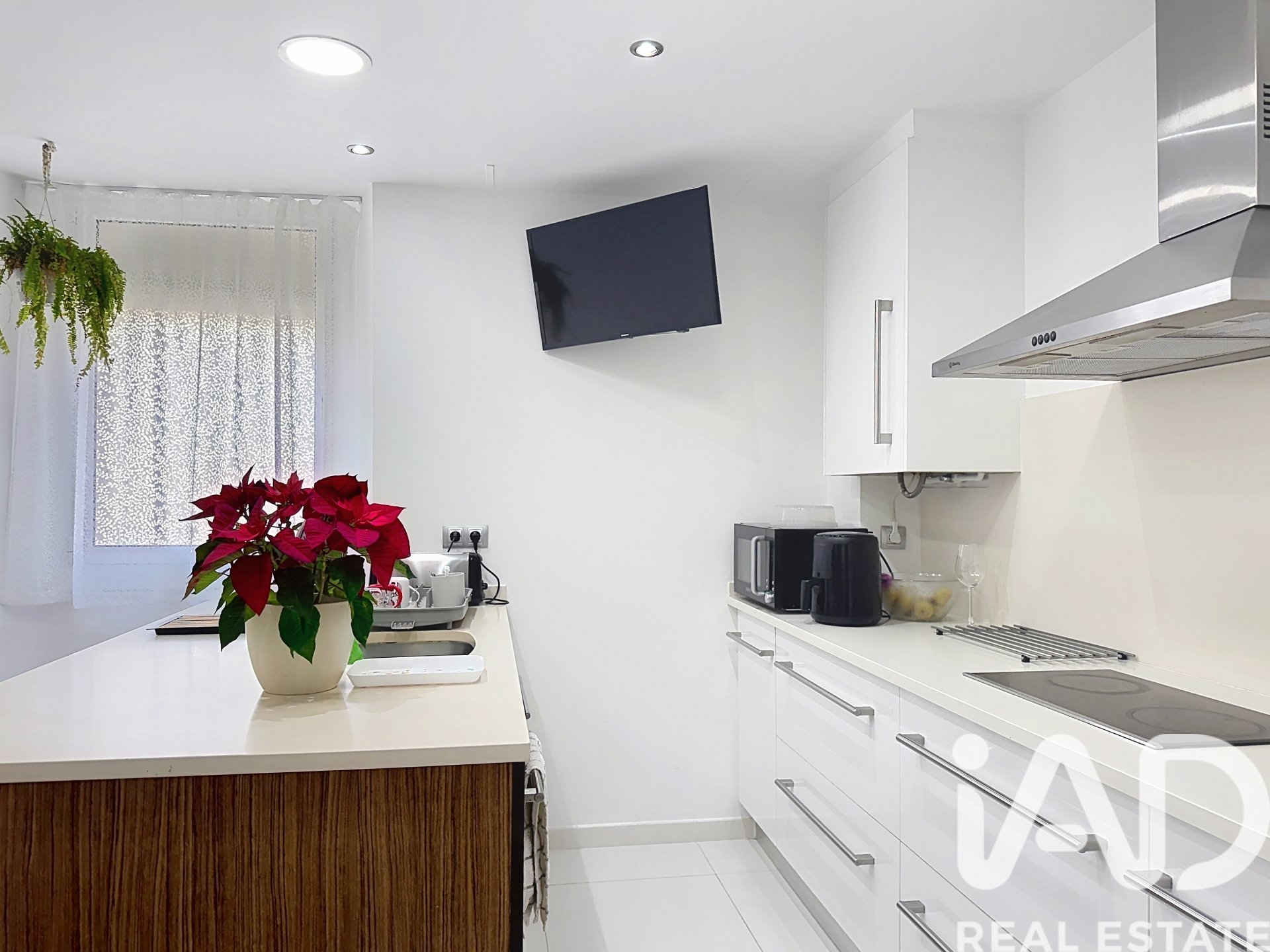 Apartment in Vilanova i la Geltru, Barcelona, Spain 3 bedrooms, 110 sq.m. No. 172881