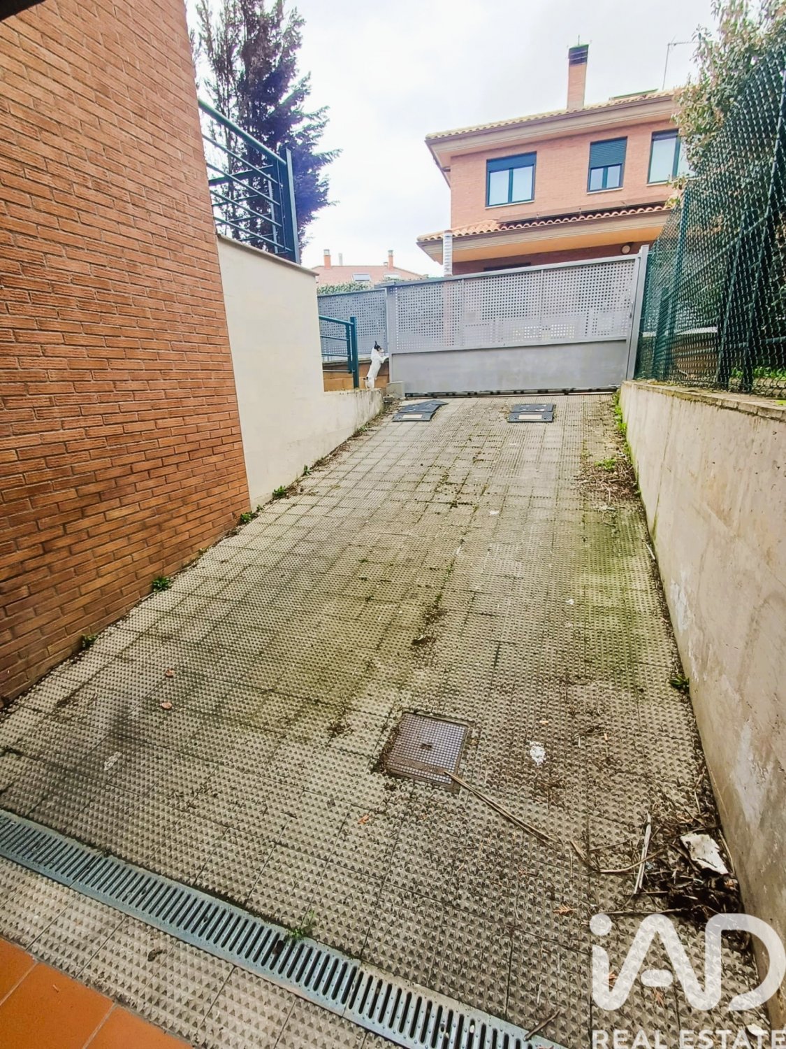 House in San Andres del Rabanedo, Leon, Spanien 4 Schlafzimmer, 287 m2 Nr. 172882