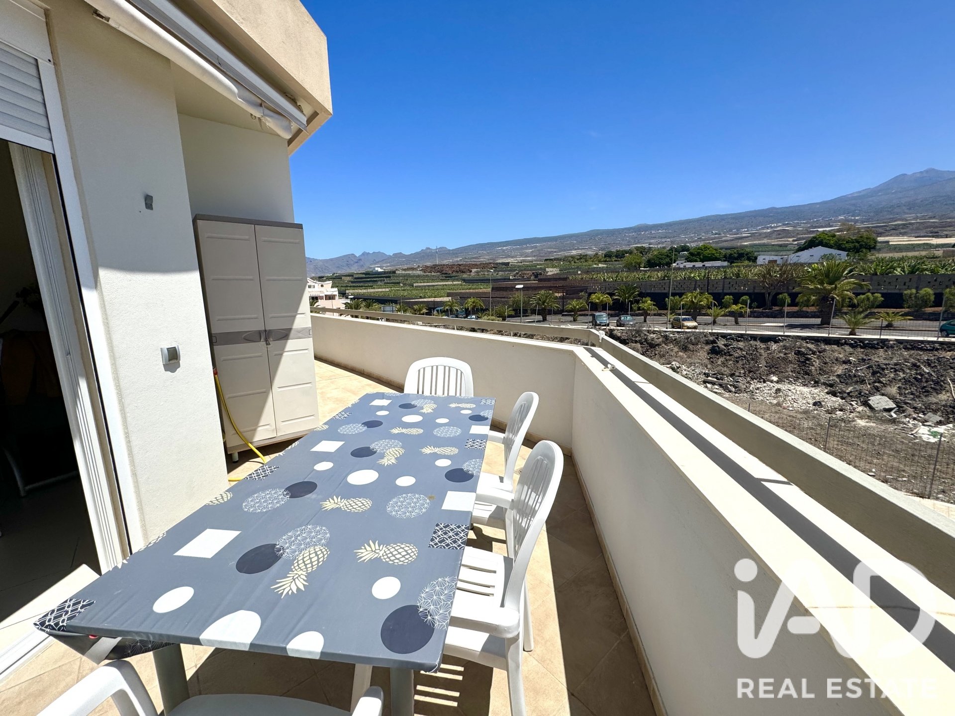 Appartamento a Guia de Isora, Tenerife, Spagna 2 camere da letto, 78 mq. N° 194400