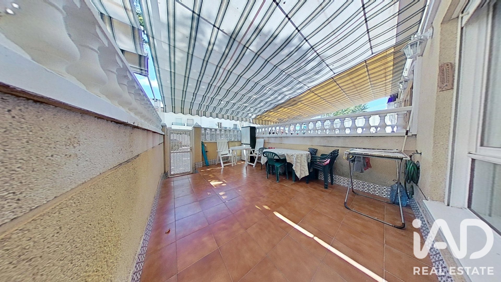 Townhouse à Santa Pola, Alicante, Espagne 4 chambres, 92 m2 No. 194395