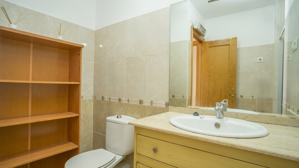 Apartamento en Estepona, Málaga, España 3 dormitorios, 92 m2 No. 107853