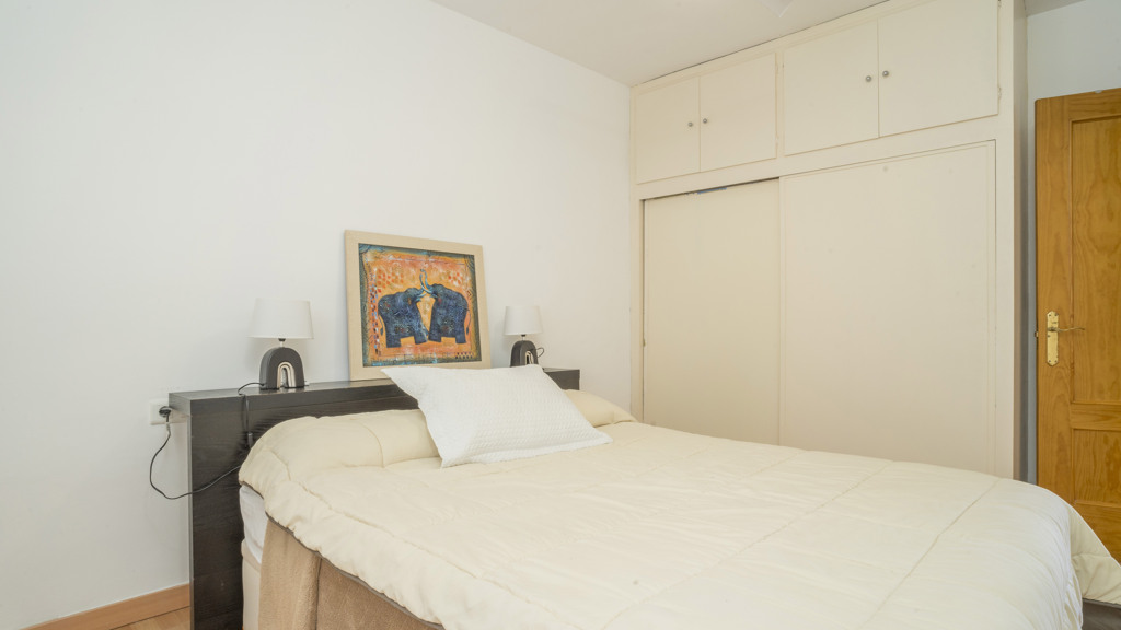 Apartamento en Estepona, Málaga, España 3 dormitorios, 92 m2 No. 107853