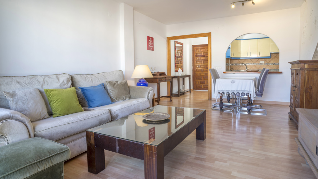 Apartamento en Estepona, Málaga, España 3 dormitorios, 92 m2 No. 107853