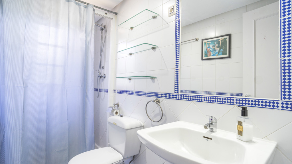 Appartamento a Manilva, Malaga, Spagna 2 camere da letto, 104 mq. N° 107852