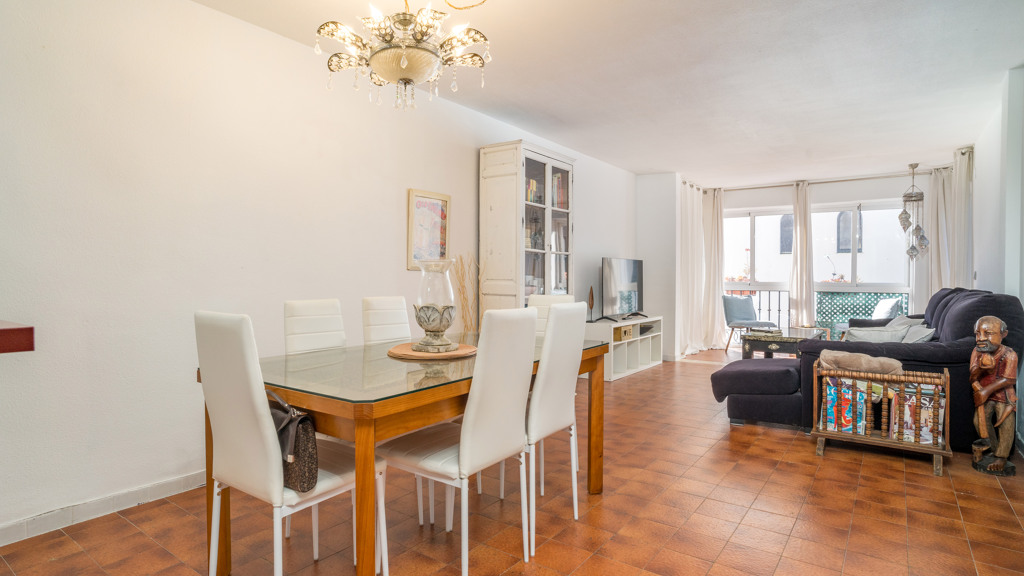 Appartamento a Manilva, Malaga, Spagna 2 camere da letto, 104 mq. N° 107852