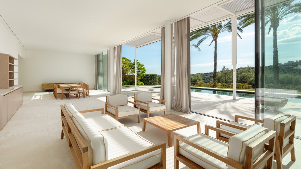 Villa i Casares, Malaga, Spanien 4 sovrum, 578 kvm. Nr. 106929