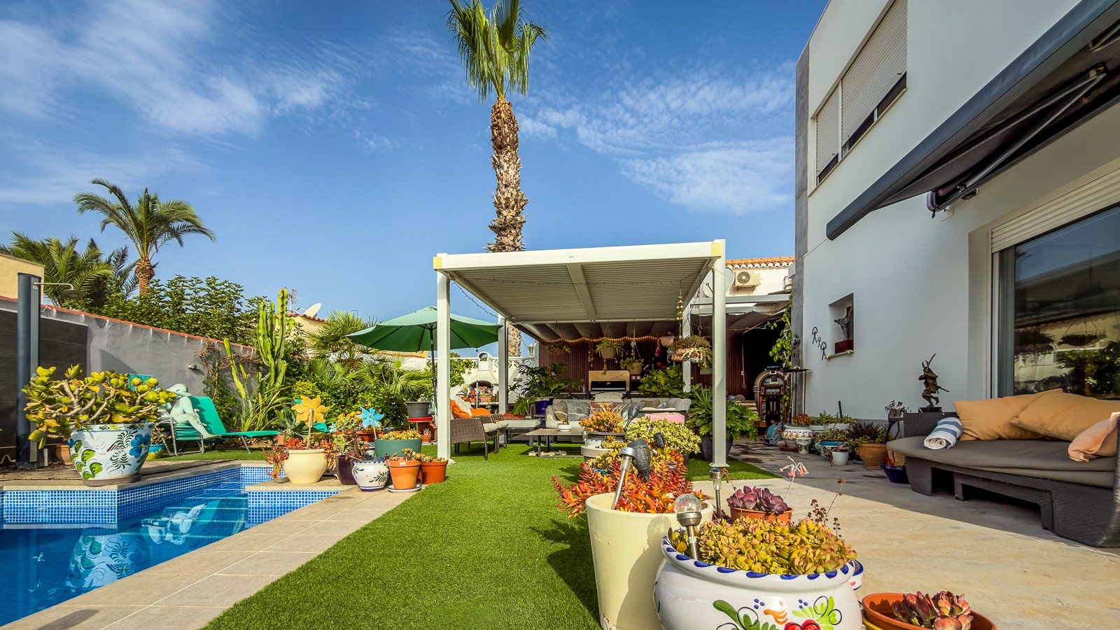 Villa i Torrevieja, Alicante, Spanien 2 sovrum, 130 kvm. Nr. 194580