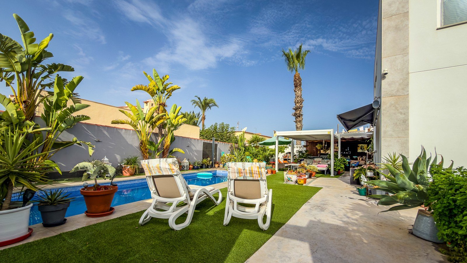 Villa i Torrevieja, Alicante, Spanien 2 sovrum, 130 kvm. Nr. 194580