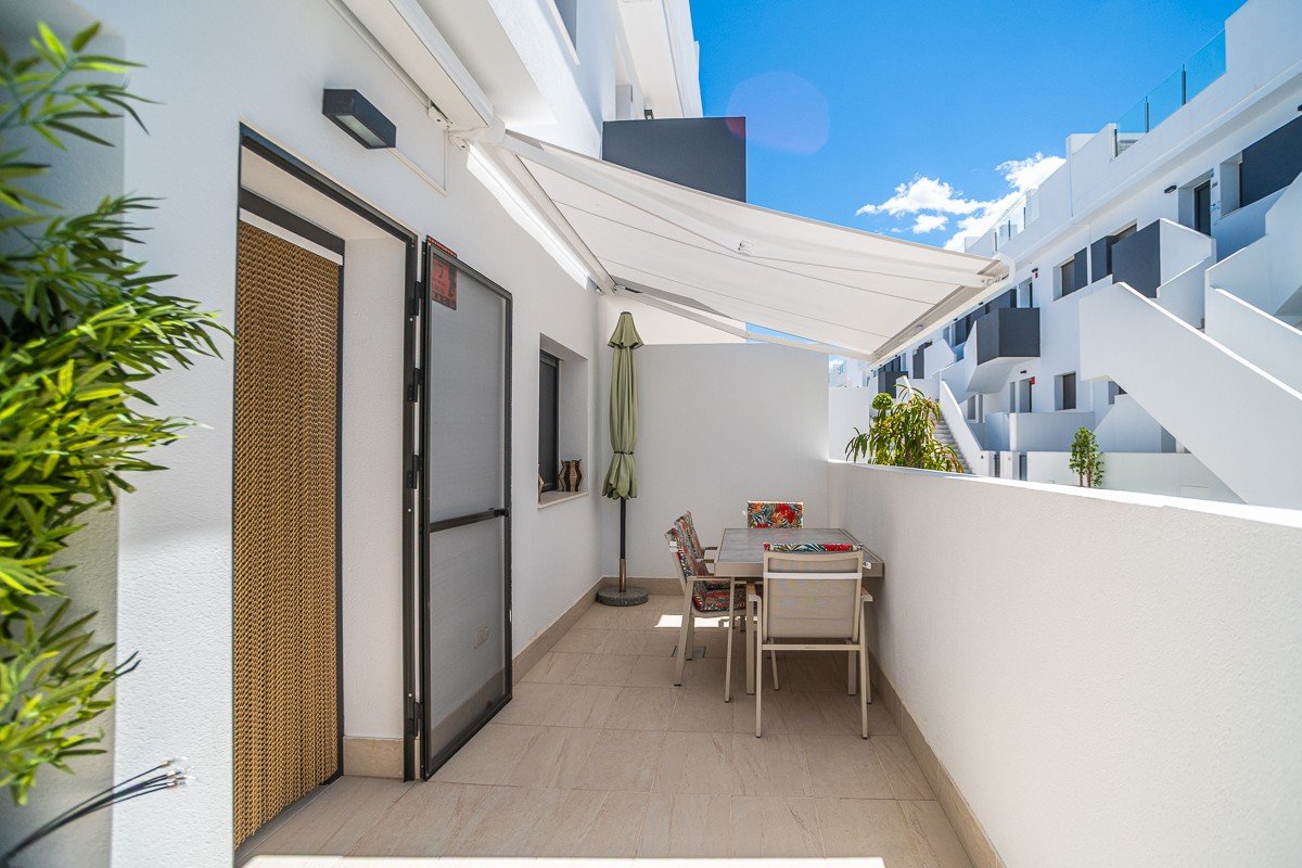 Dzīvoklis Torrevieja, Alicante, Spānijā 3 istabas, 138 m2 Nr. 194577