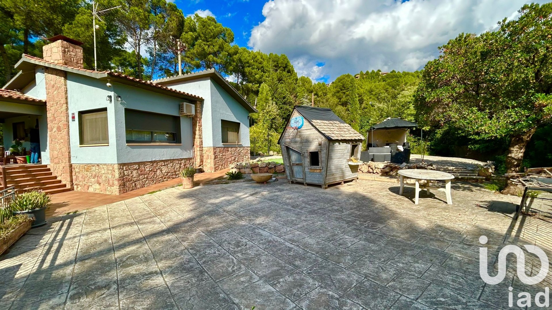 Wohnung in Barcelona, Spanien 3 Schlafzimmer, 138 m2 Nr. 153052