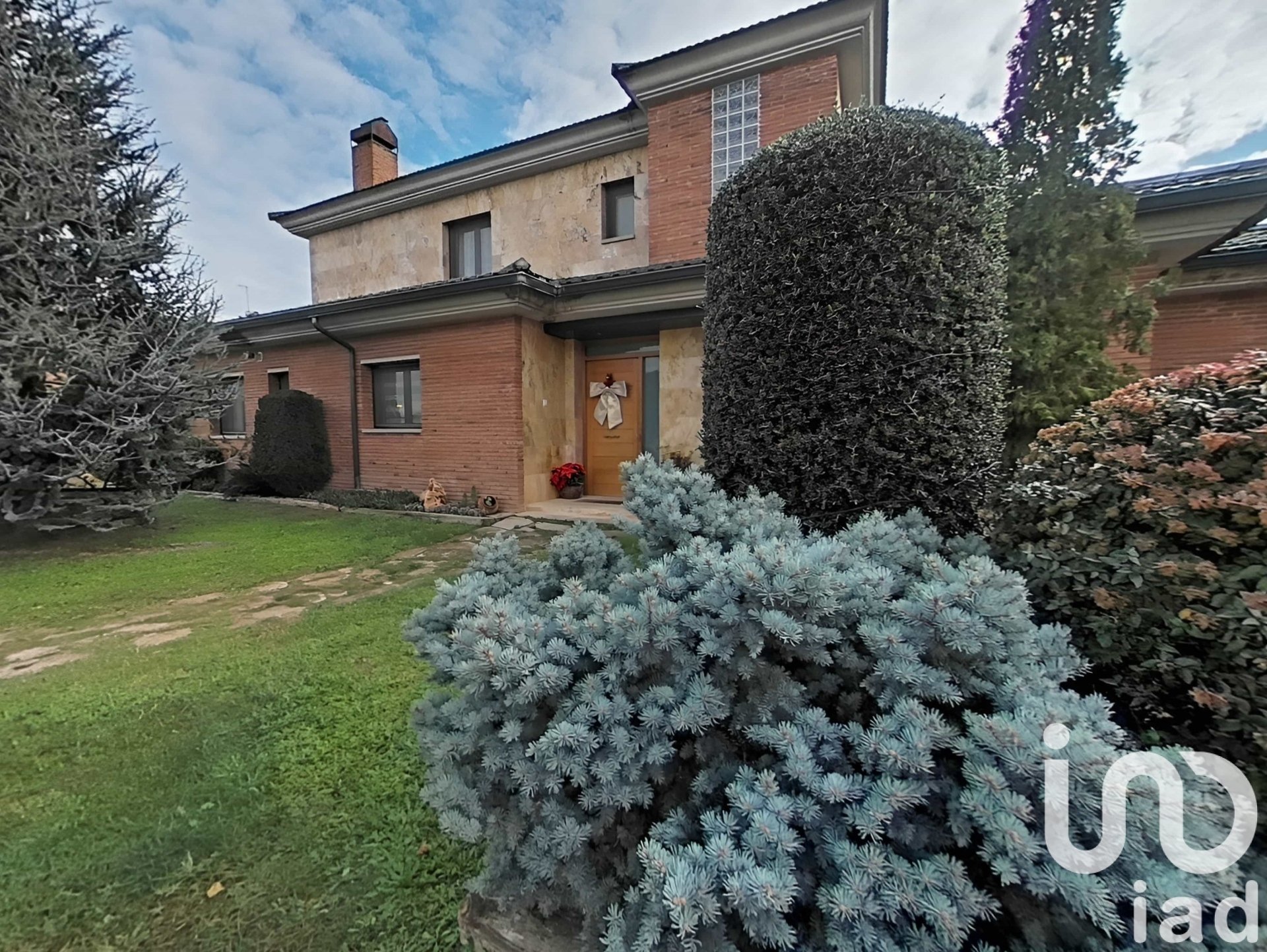 Сasa en Alpicat, Lérida, España 6 dormitorios, 376 m2 No. 153051