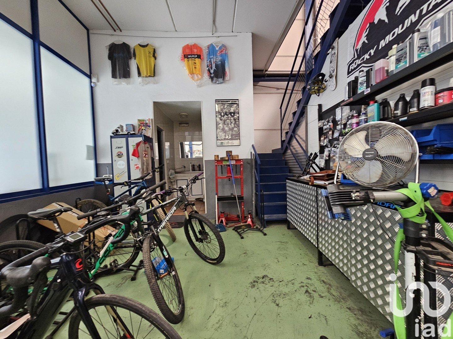 Commercial property à Peligros, Granada, Espagne 451 m2 No. 153046