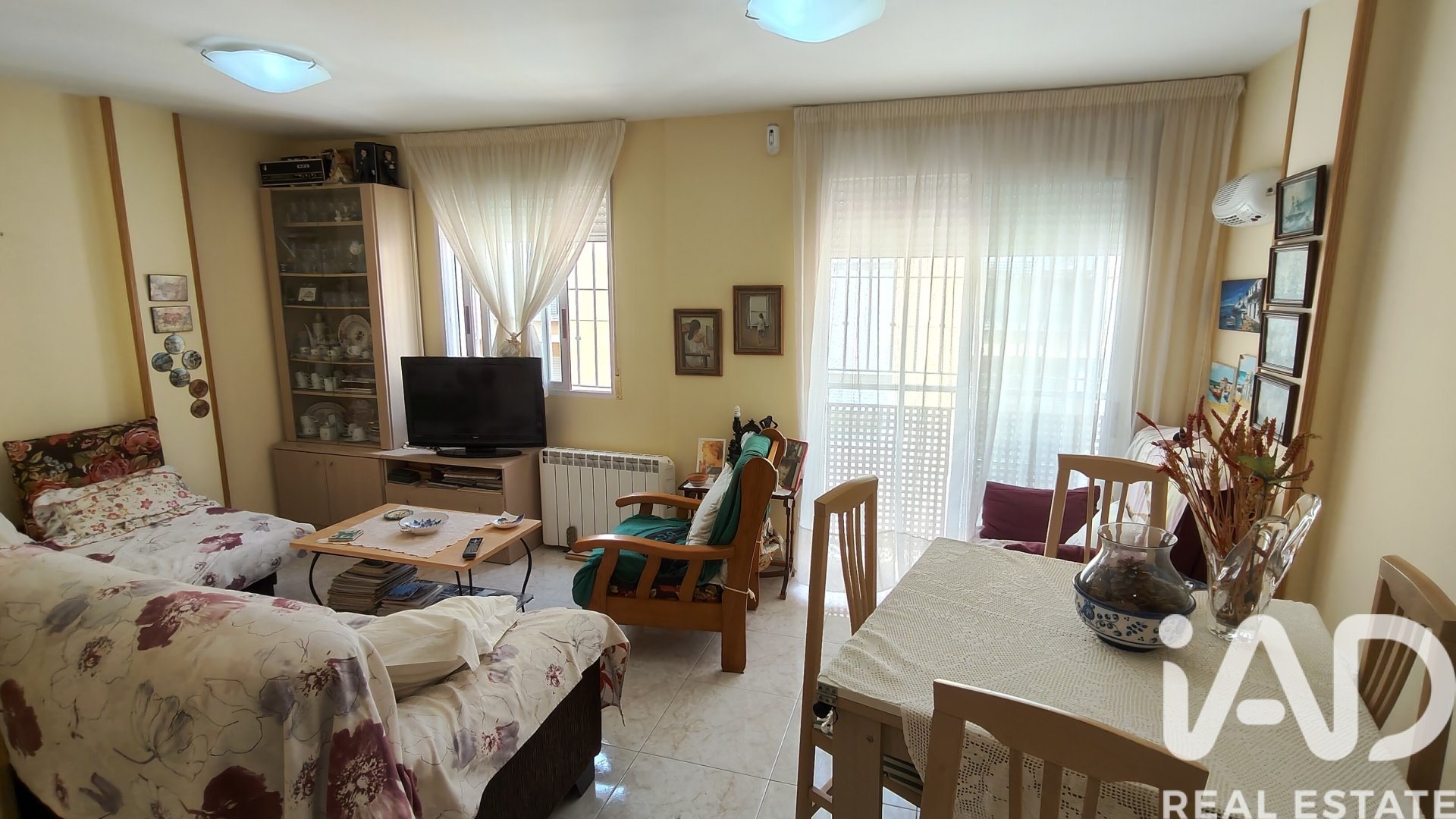 Duplex à Oropesa del Mar, Castellon, Espagne 3 chambres, 74 m2 No. 184745