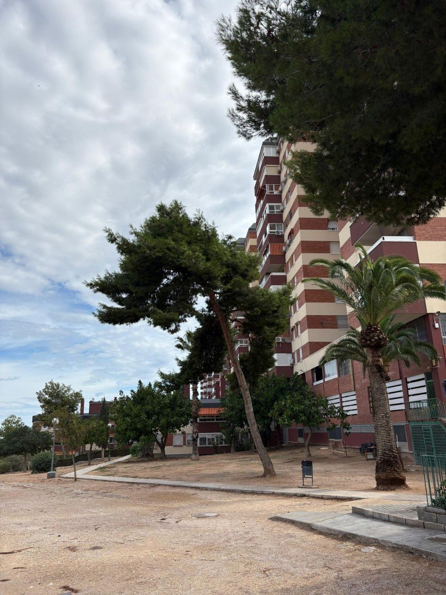 Lägenhet i Alicante, Spanien 3 sovrum, 120 kvm. Nr. 151381
