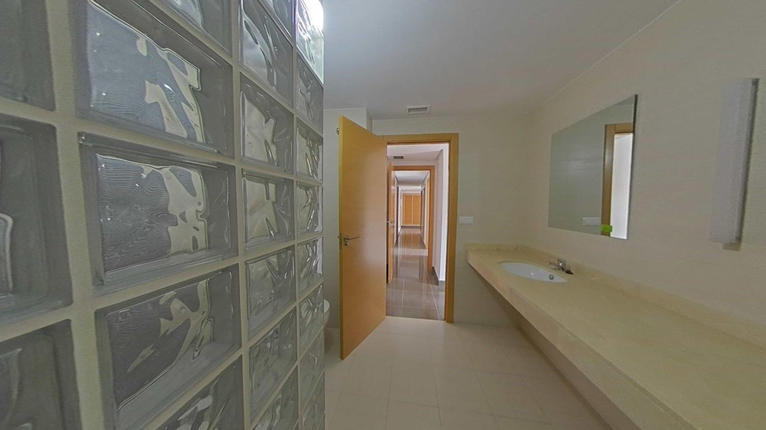 Apartment in Alicante, Spain 3 bedrooms, 104 sq.m. No. 151382