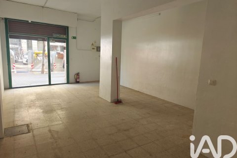 Komerciāls īpašums Barcelona, Spānijā 54 m2 Nr. 187903