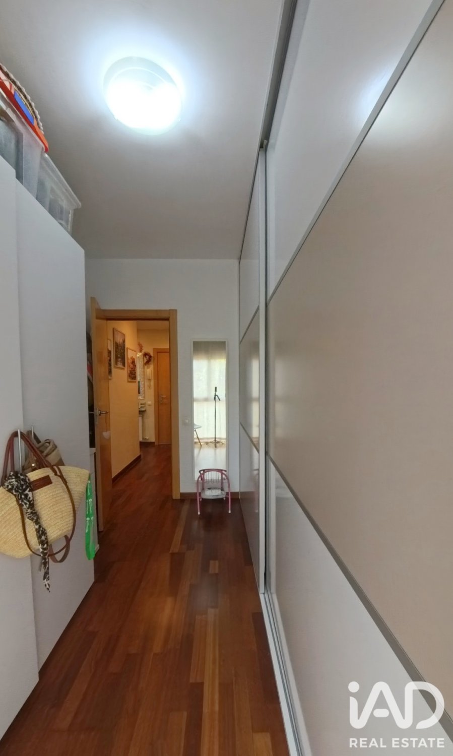 Apartment in Barcelona, Spain 3 bedrooms, 87 sq.m. No. 187902