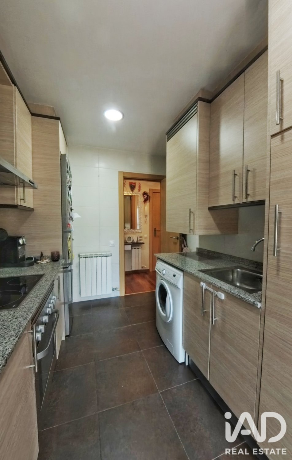 Apartment in Barcelona, Spain 3 bedrooms, 87 sq.m. No. 187902