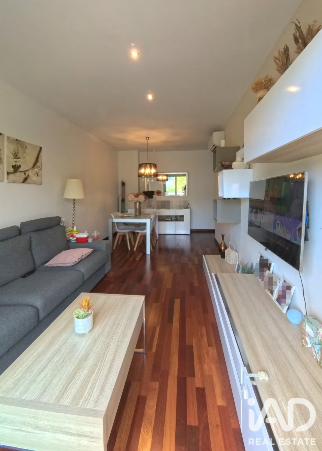 Apartment in Barcelona, Spain 3 bedrooms, 87 sq.m. No. 187902