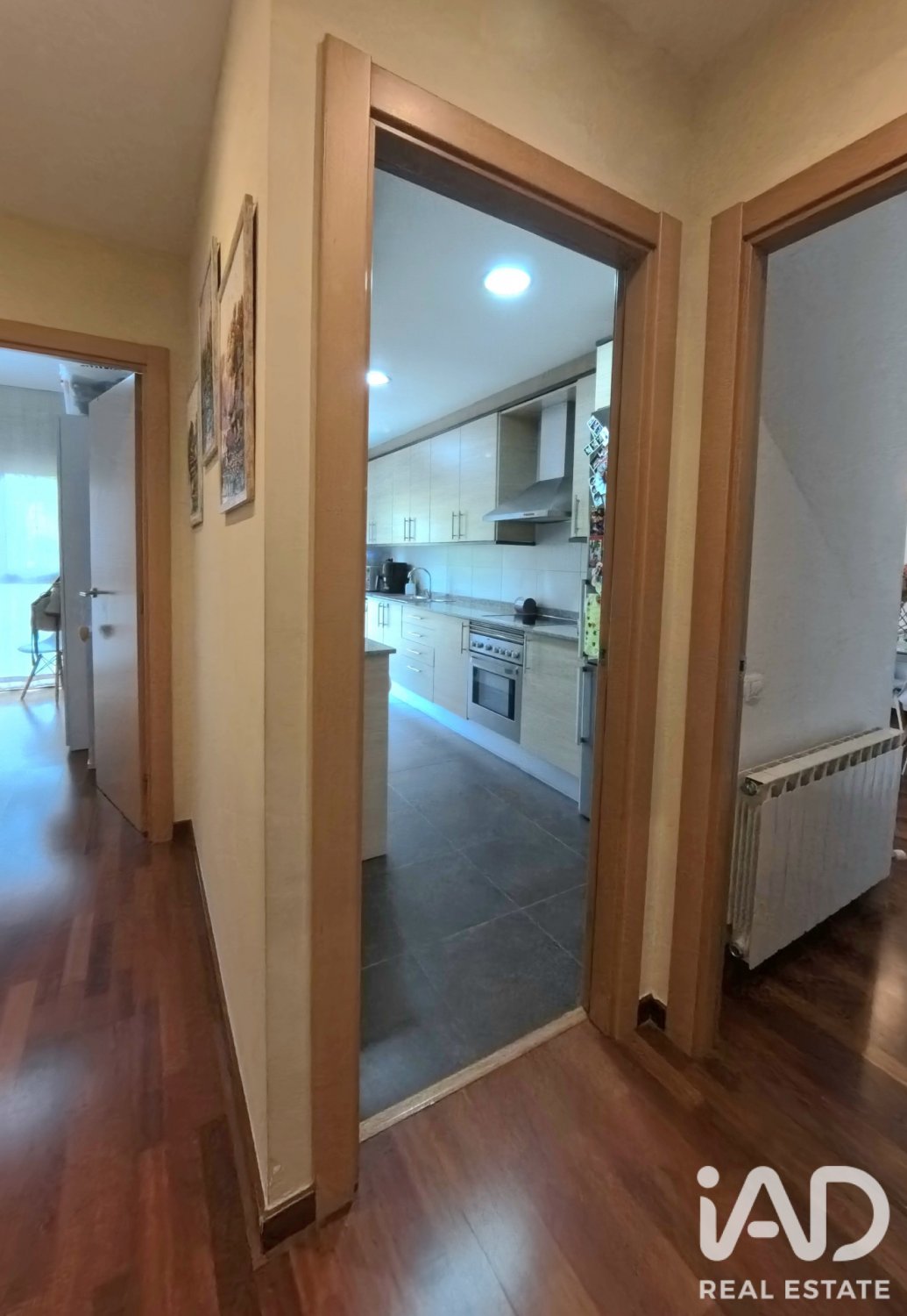 Apartment in Barcelona, Spain 3 bedrooms, 87 sq.m. No. 187902
